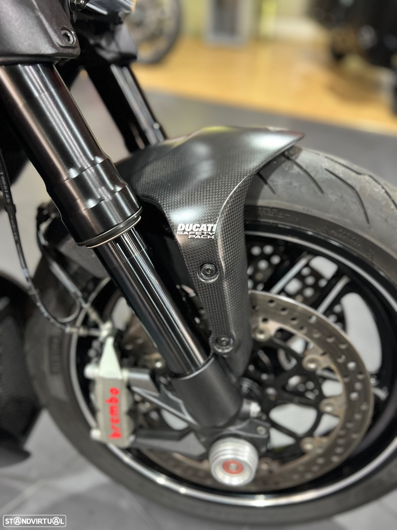 Ducati Diavel TITANIUM 318/500 - 8