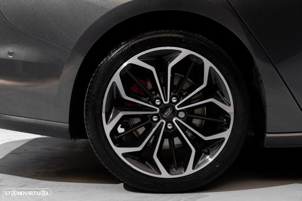Ford Focus SW 1.5 TDCi EcoBlue ST-Line - 31