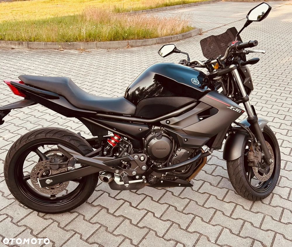 Yamaha XJ - 4