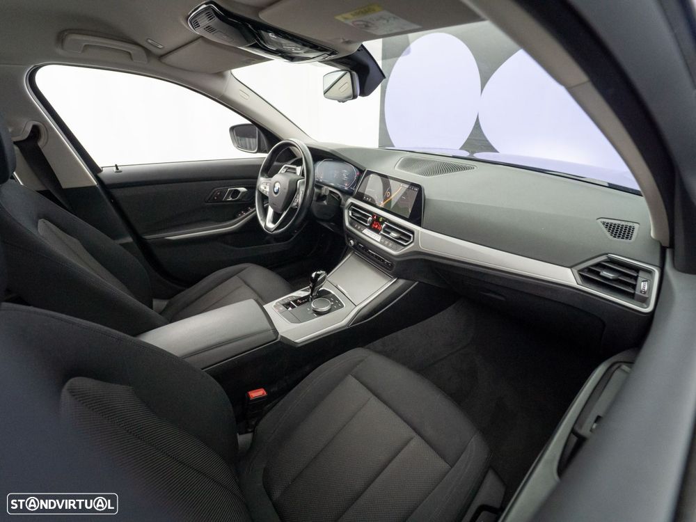 BMW 320 d Auto - 39