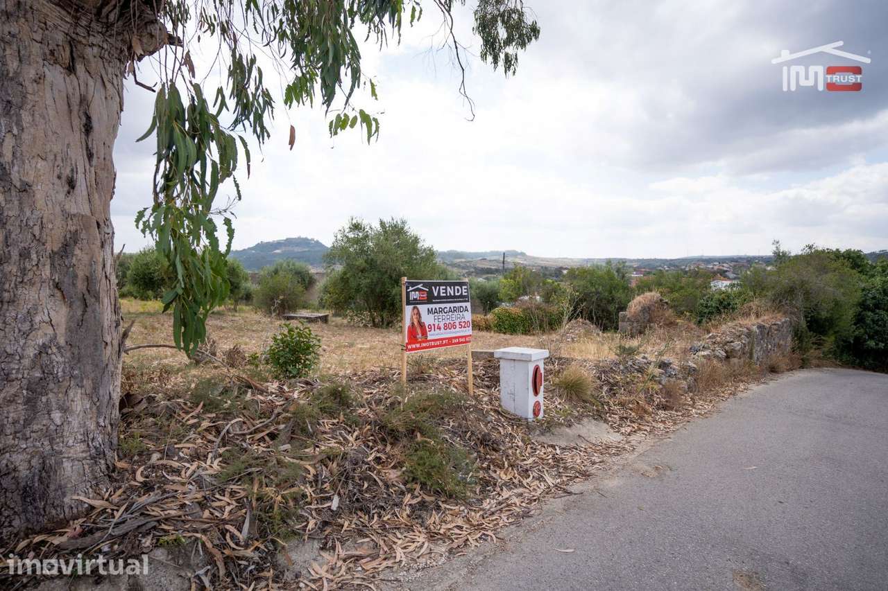 TERRENO COM 2013 m² EM ATOUGUIA - Grande imagem: 4/22