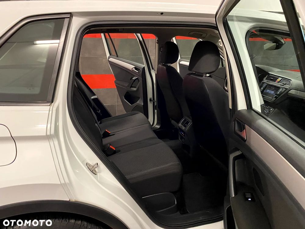 Volkswagen Tiguan 2.0 TDI BMT SCR Comfortline - 22