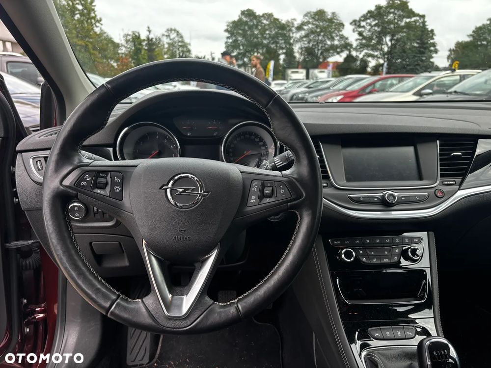 Opel Astra 1.6 Turbo Start/Stop Innovation - 10