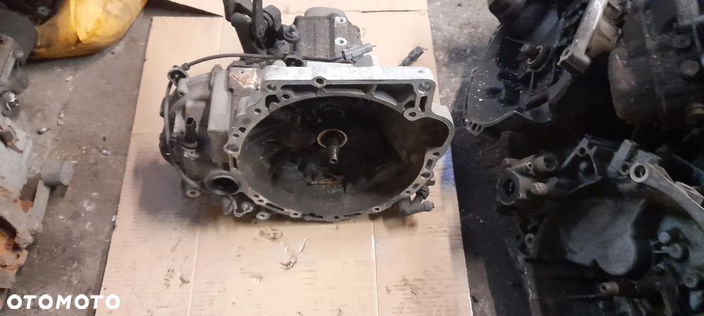 mazda 2 skrzynia biegów 1,3 b - 17