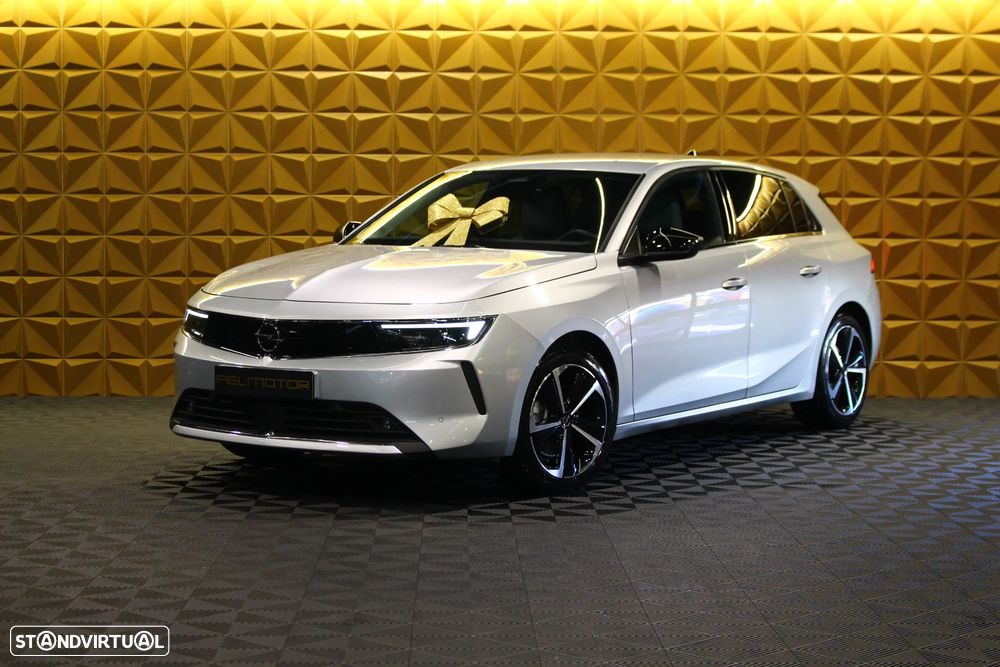 Opel Astra 1.5 D Elegance - 1