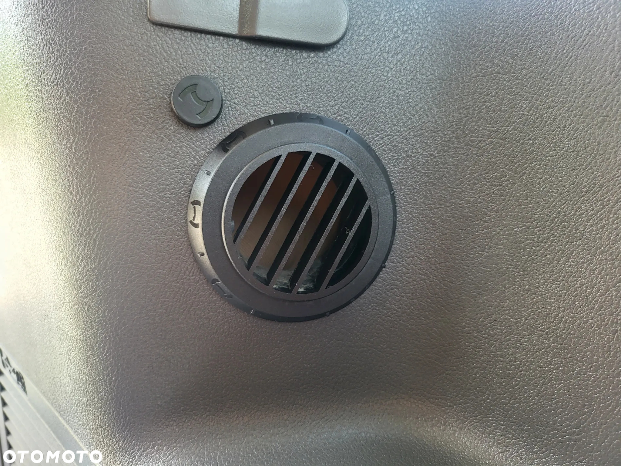 Ford Tourneo Connect Grand - 24