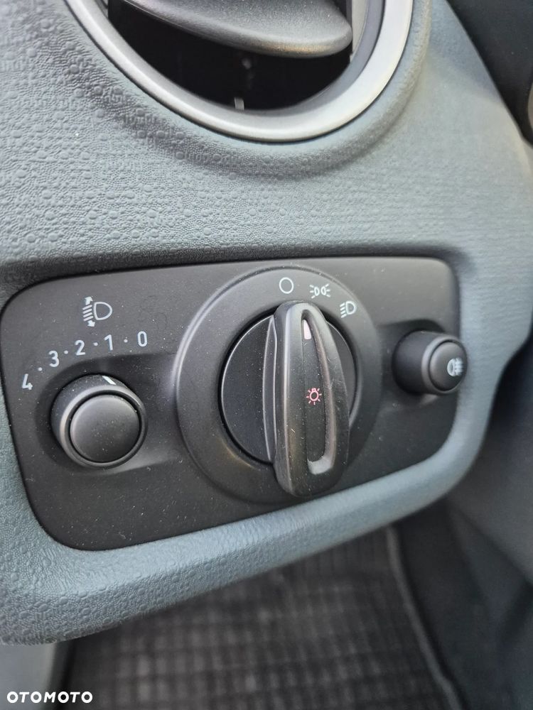 Ford Fiesta 1.25 Champions Edition - 11