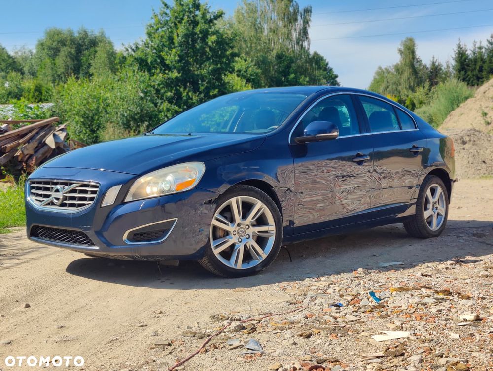 Volvo S60 T6 AWD Geartronic RDesign - 4