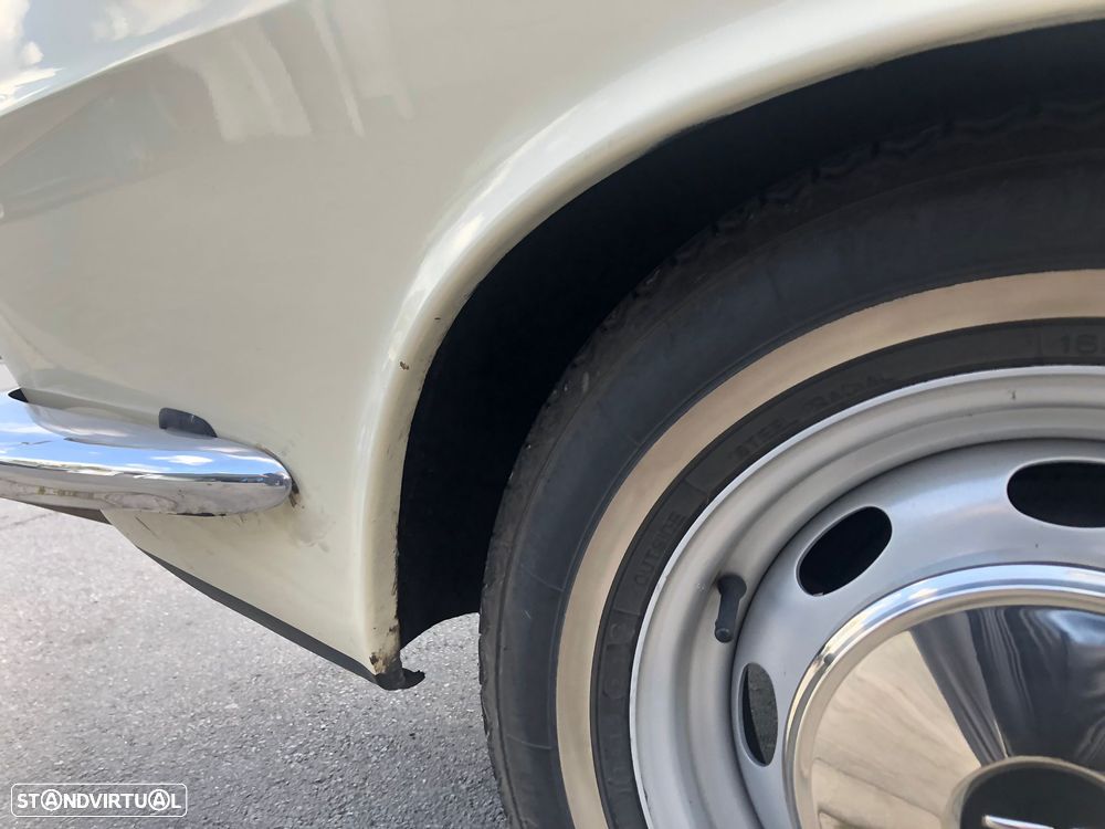 Volvo P1800 - 16