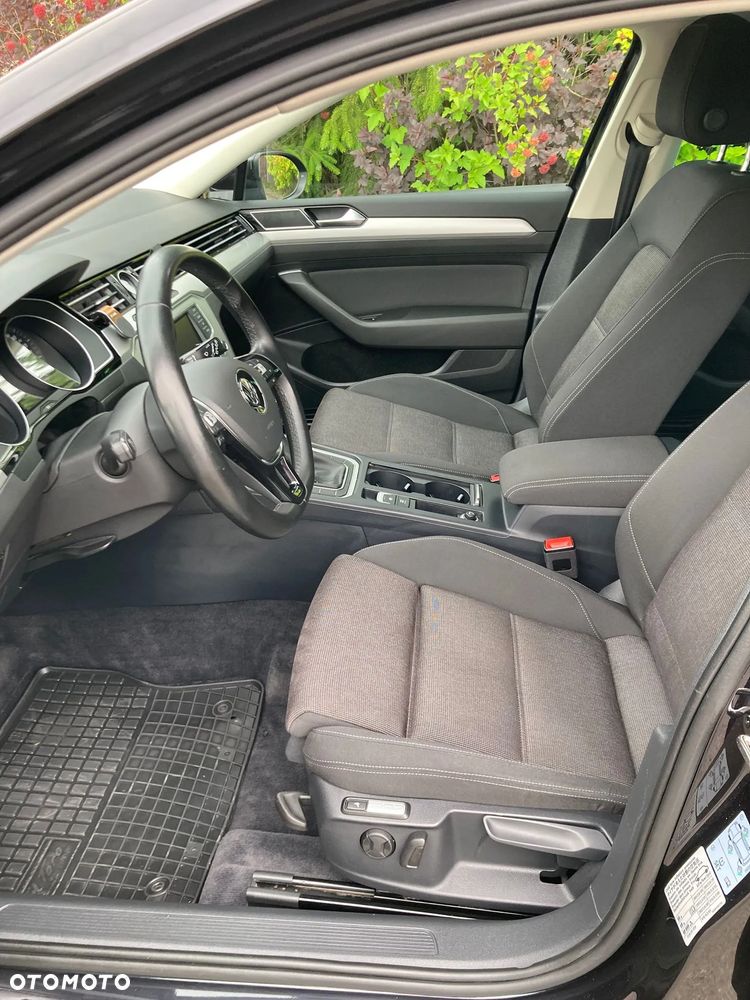 Volkswagen Passat 2.0 TDI BMT Comfortline - 6