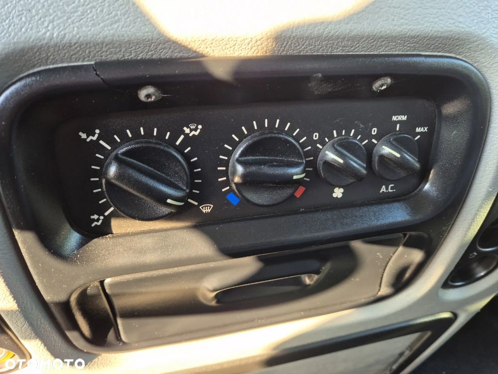 Renault Mascott 2.8 150KM (silnik Iveco)/ - 11