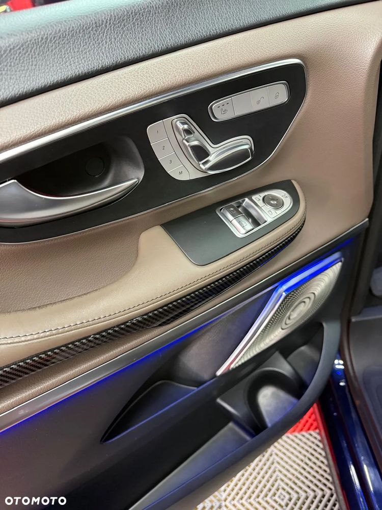 Mercedes-Benz Klasa V 300 d 4-Matic Avantgarde 9G-Tronic (d³ugi) - 25