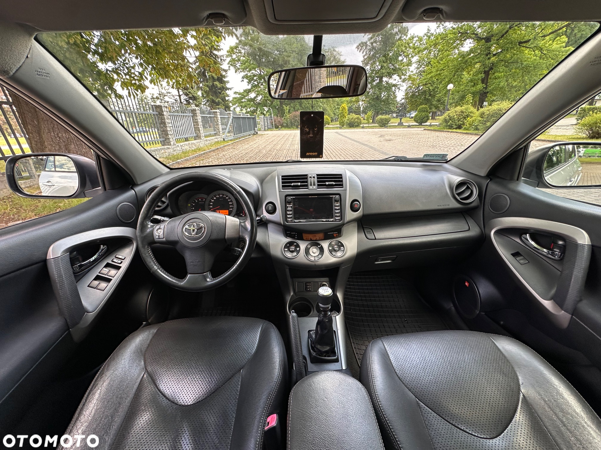 Toyota RAV4 2.2 D-CAT Sol - 26