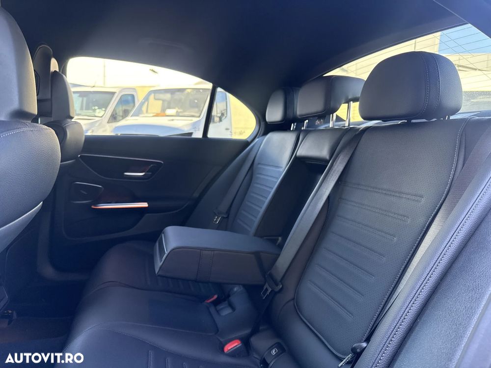 Mercedes-Benz C 300 MHEV 4MATIC - 9