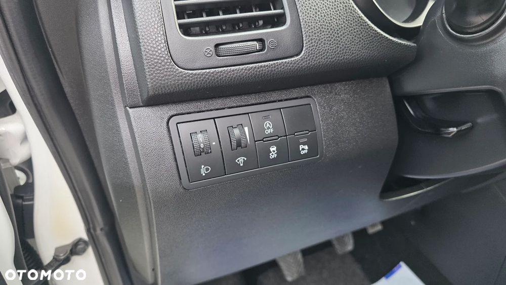 Hyundai ix20 1.4 blue Space - 13