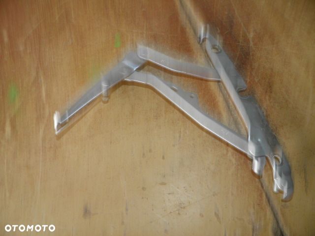 ZAWIAS TYLNEJ KLAPY AUDI A6 C6 PRAWY - 5