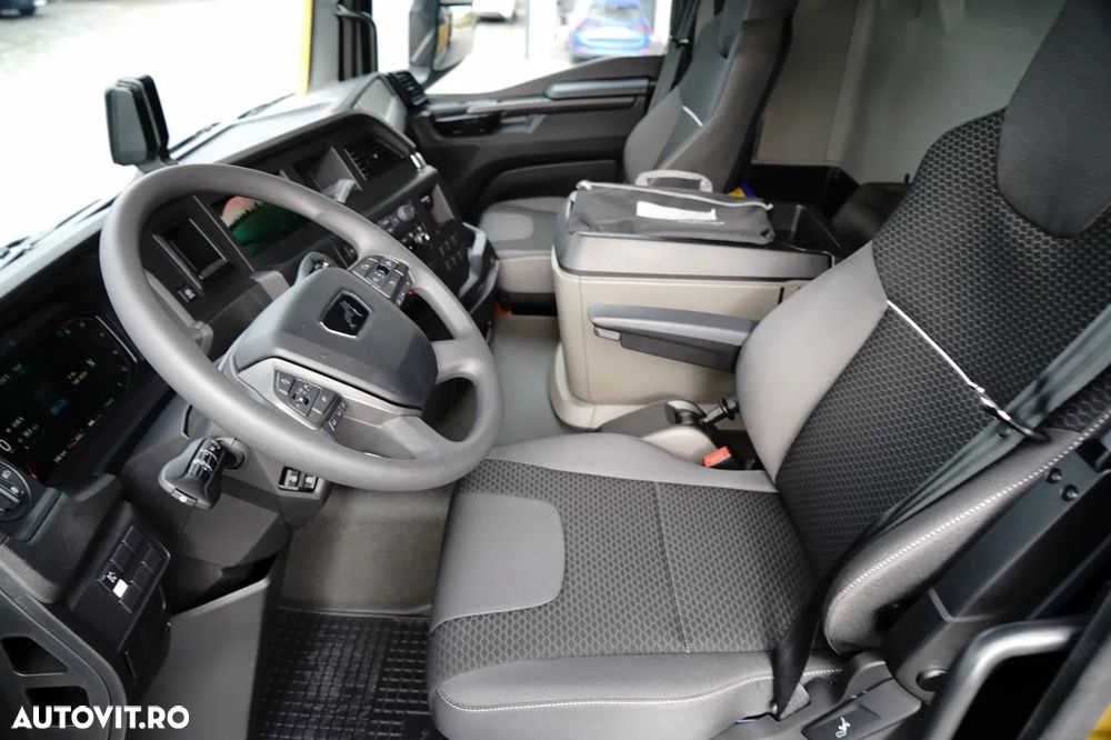 MAN TGS 41.480 / 8X8 / ​​BASCULATOR / AUTOMAT / NOU-NOUȚ / ECHIPAMENTE BOGATE / DISPONIBIL IMEDIAT / AUR METALIC / - 25