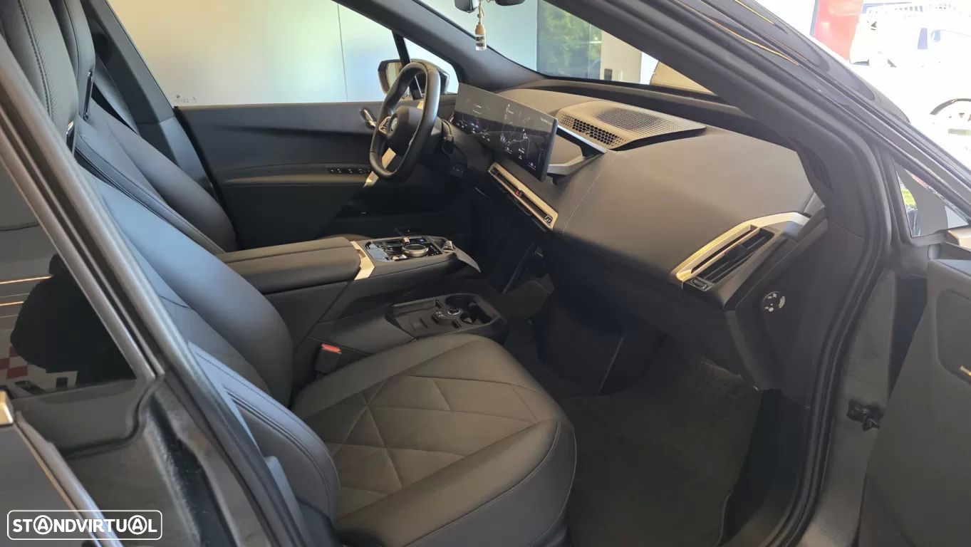 BMW iX xDrive 40 Pack Desportivo - 48