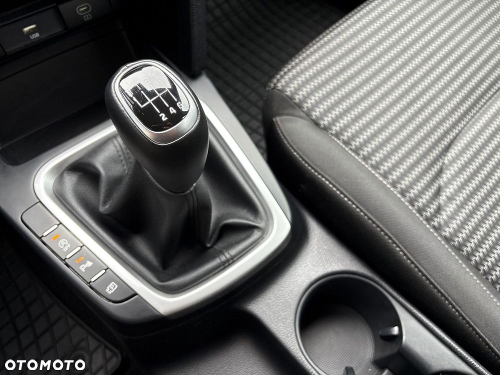 Kia Ceed 1.5 T-GDI M - 15