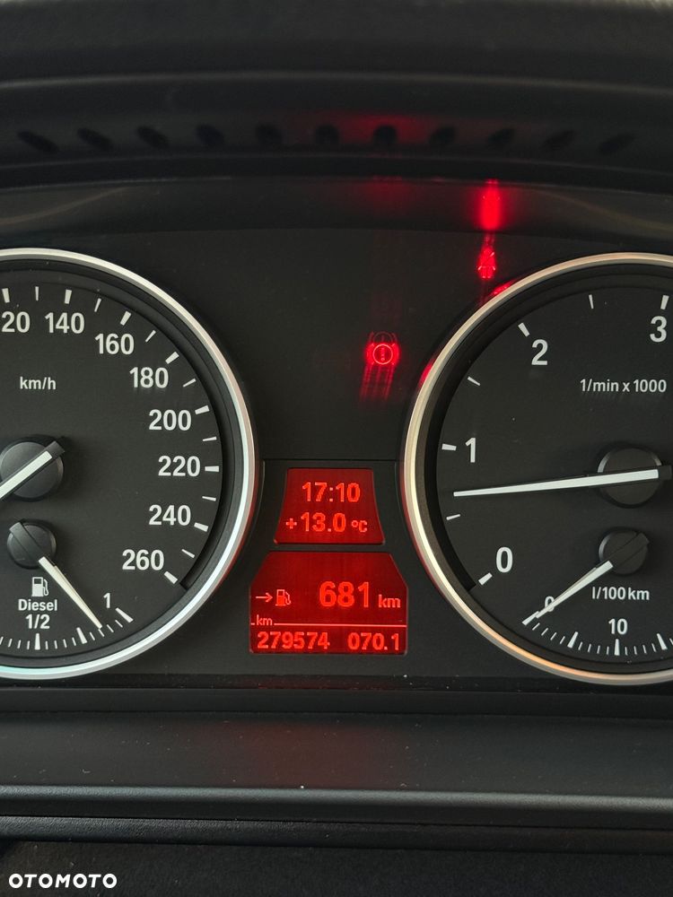 BMW Seria 5 525d - 11