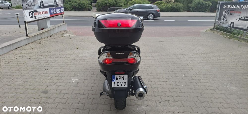 Suzuki Burgman - 5