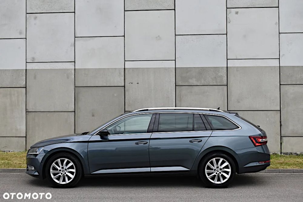 Skoda Superb 1.6 TDI Style - 9