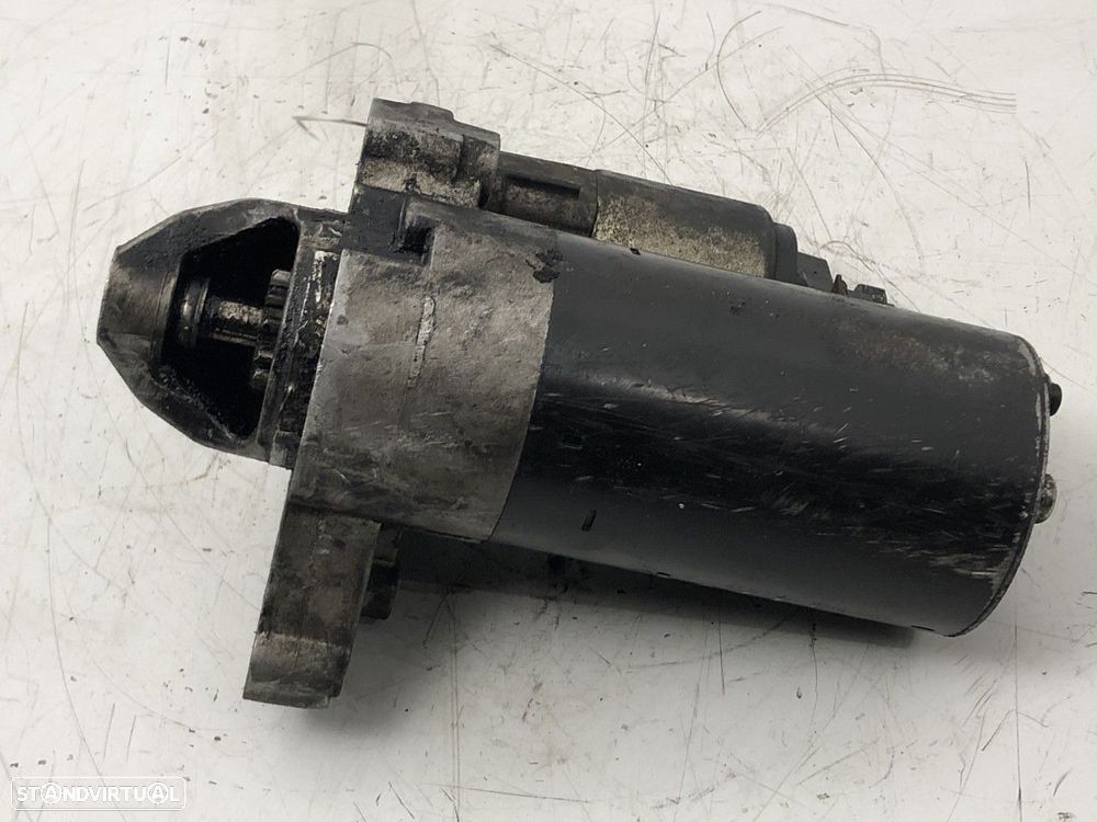 Motor de arranque Usado MINI (R56) Cooper D | 11.06 - 09.10 REF. 0 001 138 006 M... - 5