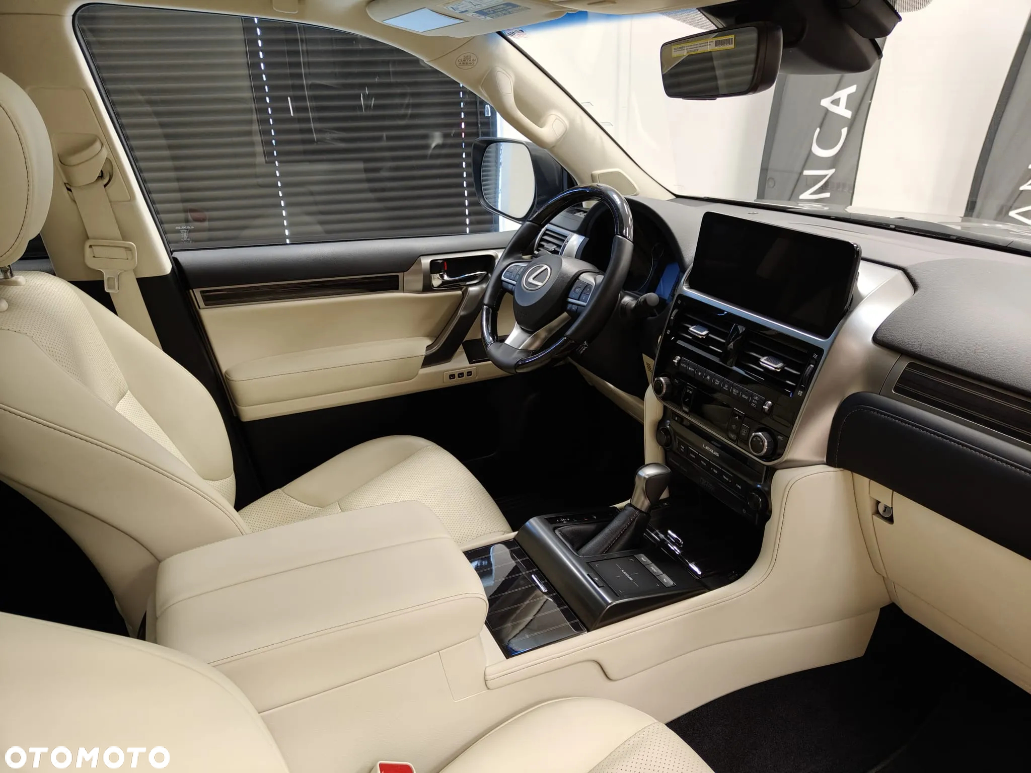 Lexus GX - 27