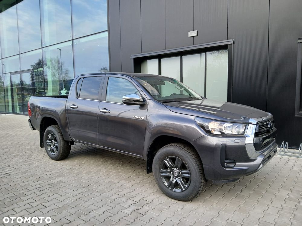Toyota Hilux 2.8 D-4D mHEV Double Cab Executive 4x4