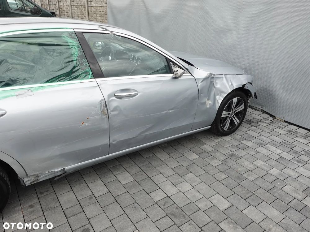 Mercedes-Benz Klasa C 300 9G-TRONIC Avantgarde - 16