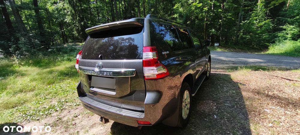 Toyota Land Cruiser LC 2.8 D-4D Prado - 4