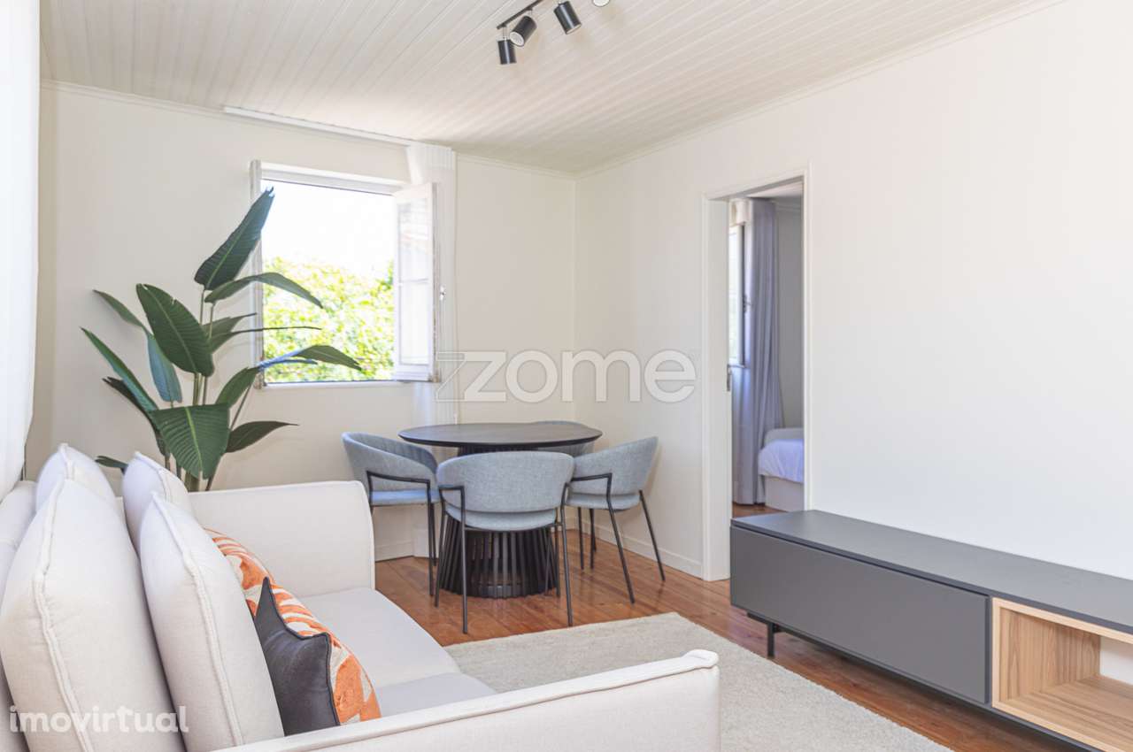 T1+1 na Calçada Menino de Deus - Grande imagem: 2/30