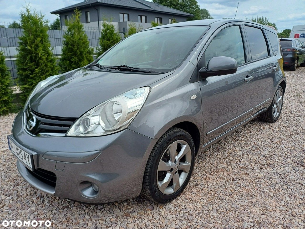 Nissan Note - 1