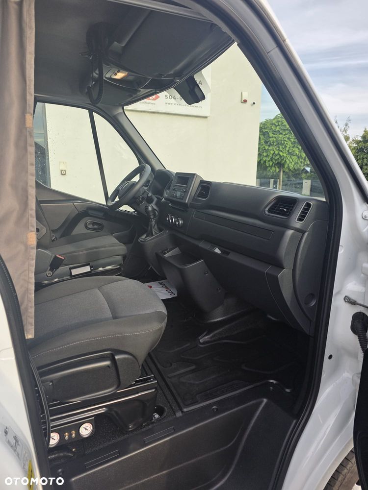 Renault Master - 11