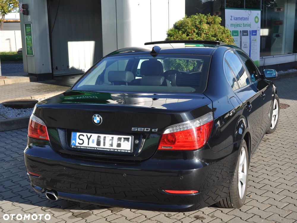 BMW Seria 5 520d - 16