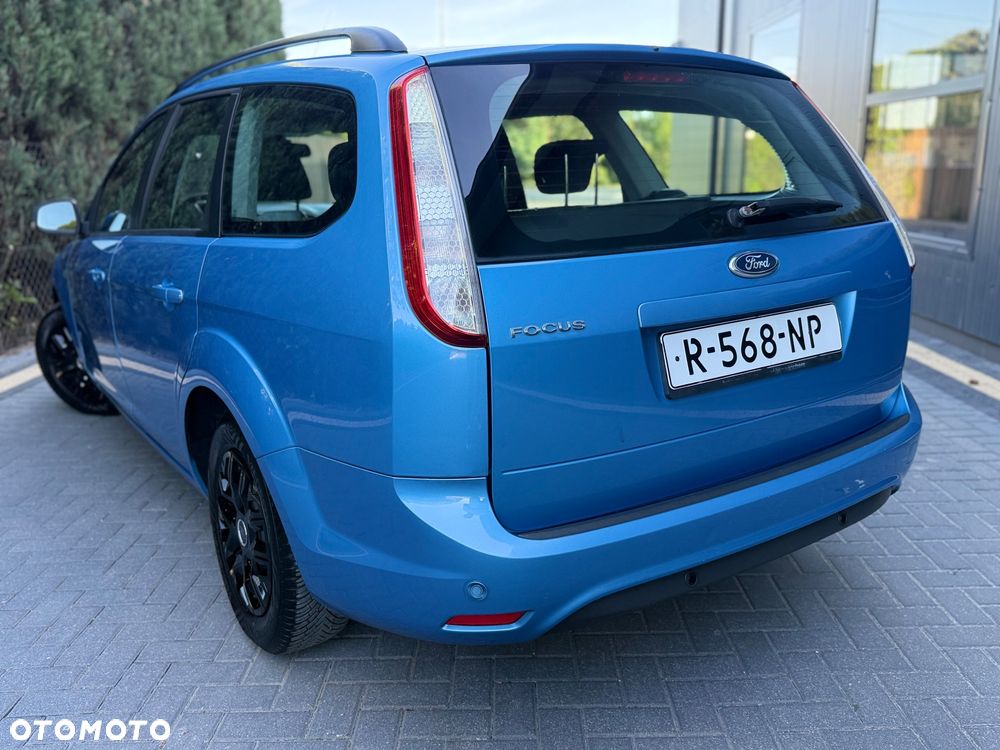 Ford Focus - 8