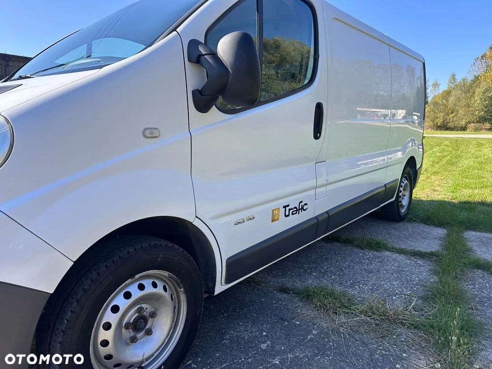 Renault Trafic LONG 2.0 diesel 114kM 2011 rok, automat, WEBASTO, HAK, OPONY JAK NOWE, BEZWYPADKOWY! - 18