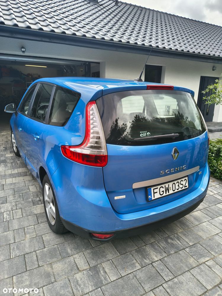 Renault Scenic 2013 photo 3