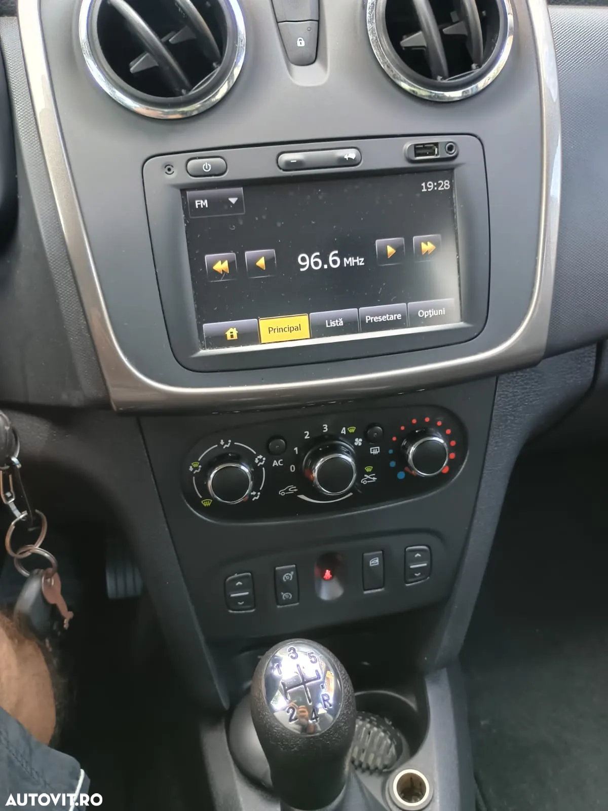 Dacia Sandero Stepway dCi 90 S&S Prestige - 19