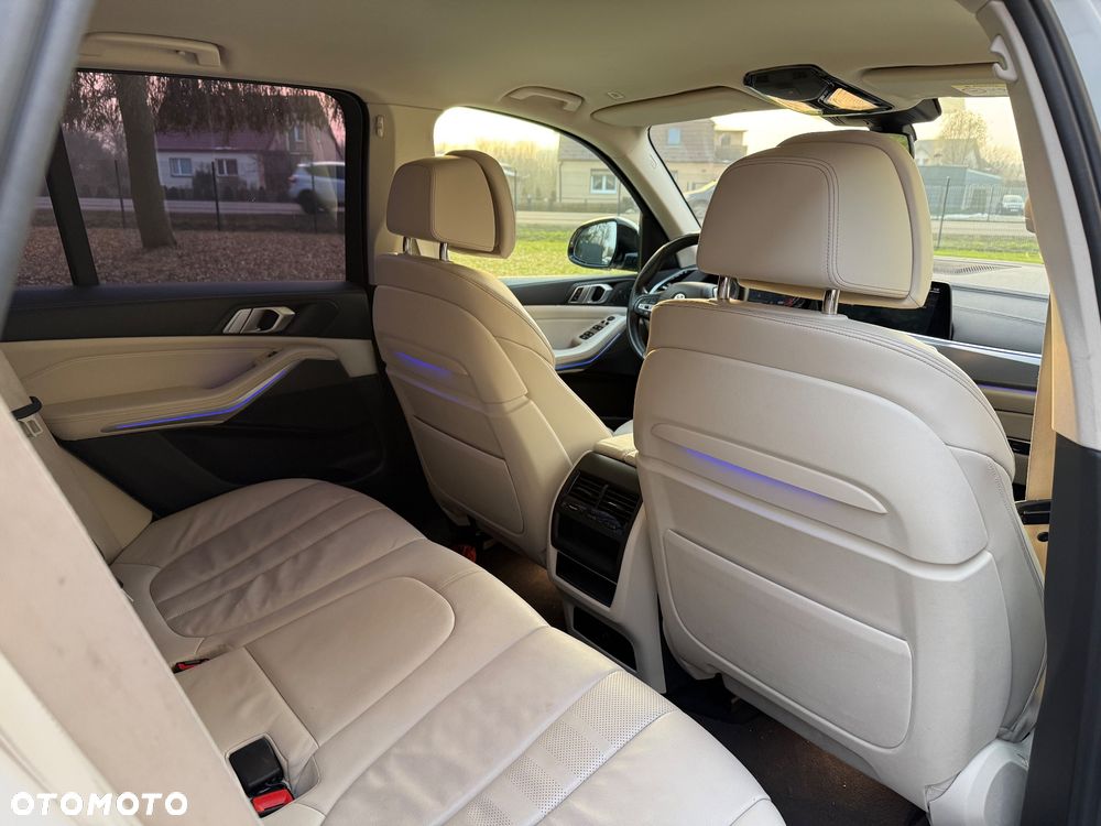 BMW X5 xDrive30d - 33