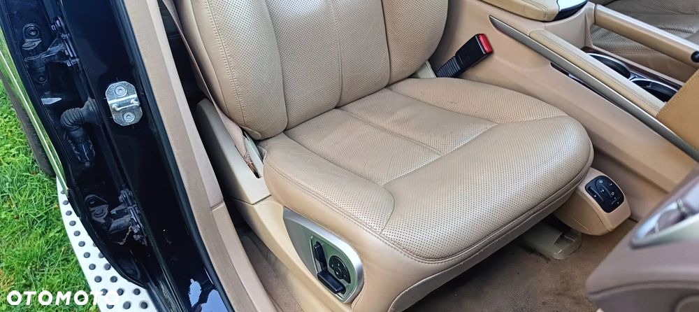 Mercedes-Benz GL 500 4Matic 7G-TRONIC - 34