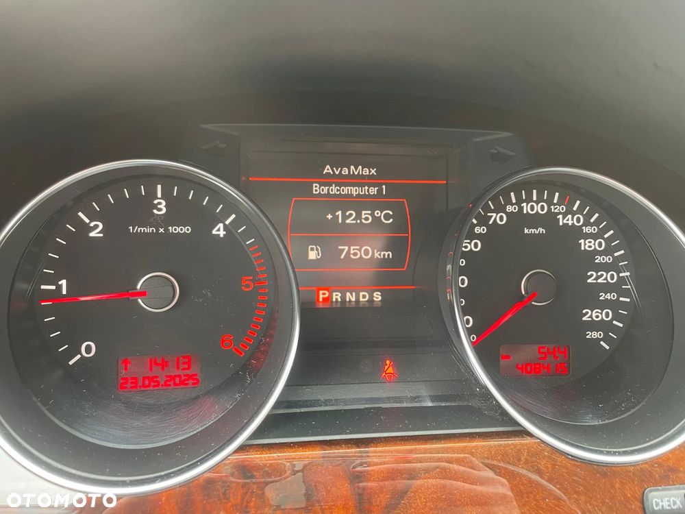 Audi A8 3.0 TDI L Quattro - 18