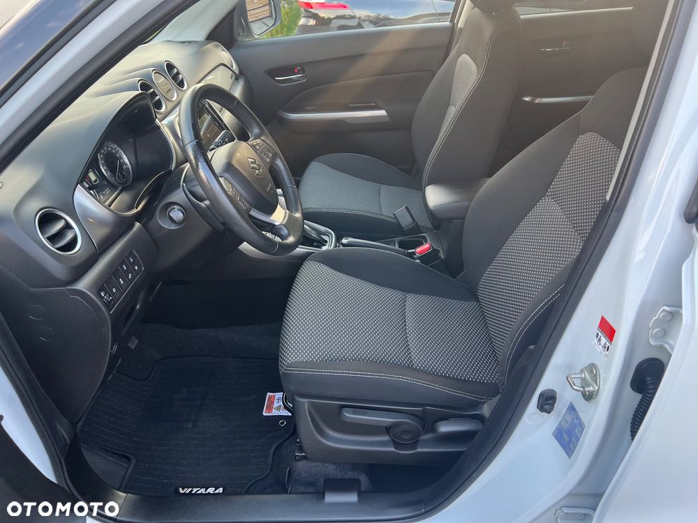Suzuki Vitara 1.0 Boosterjet Premium 4WD - 10