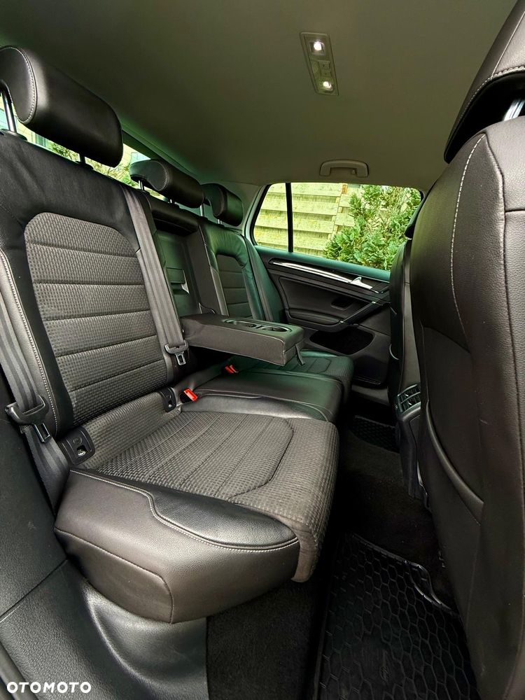 Volkswagen Golf - 7