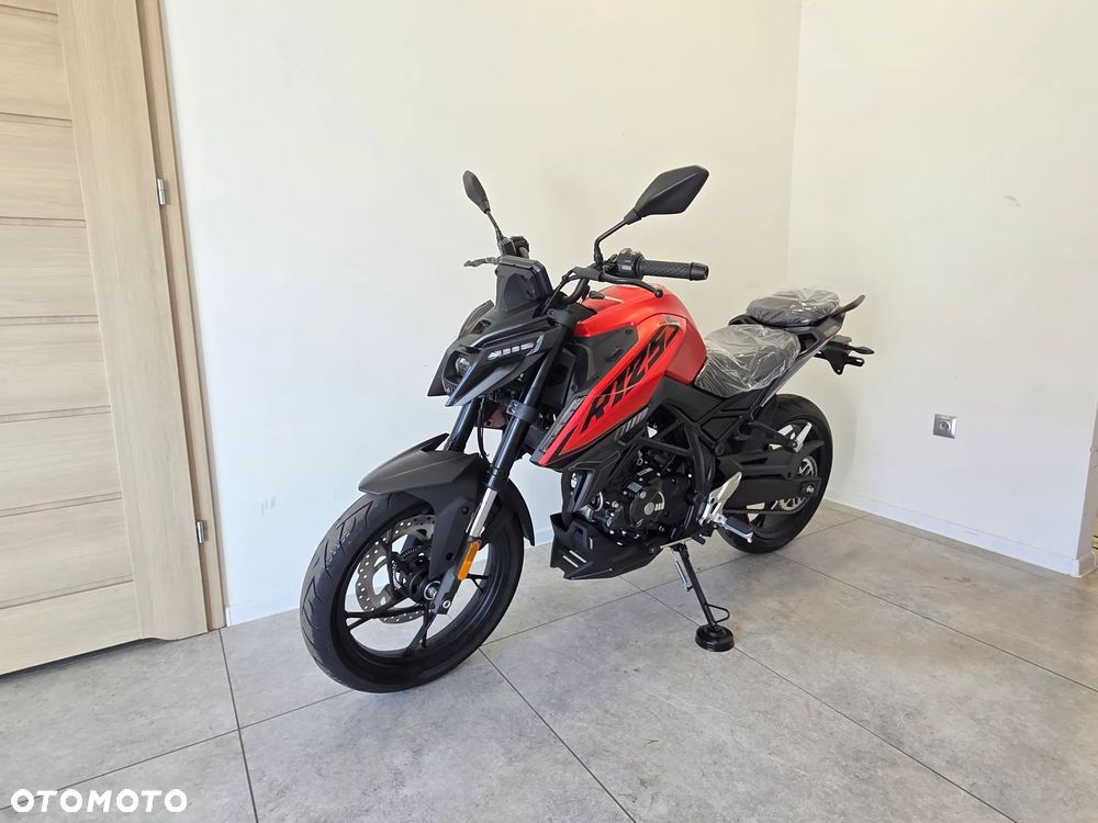 VOGE R125S - 18