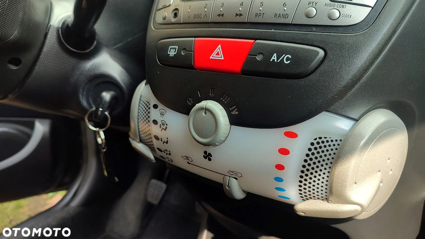 Peugeot 107 1.0 Trendy Euro5 - 30