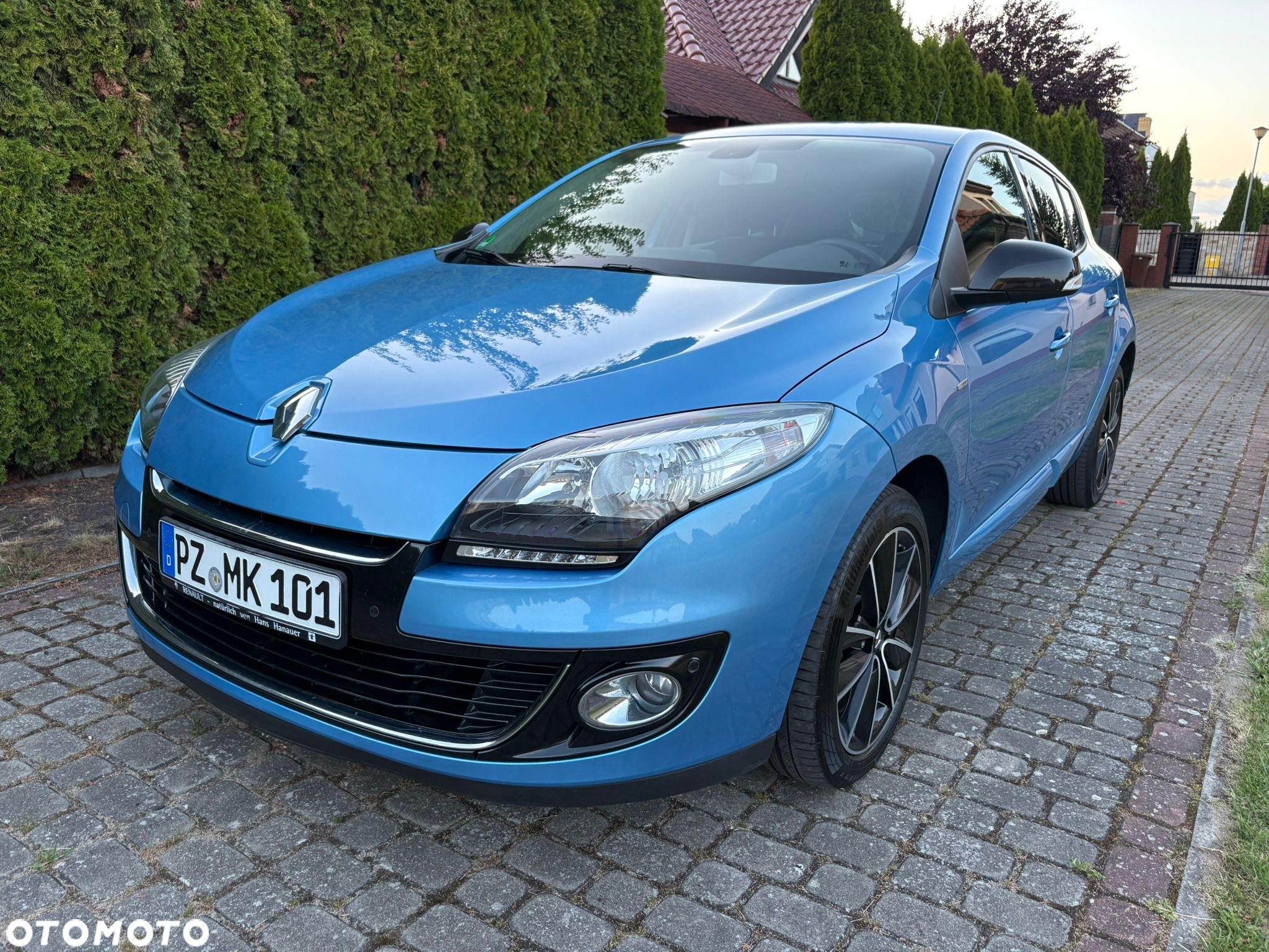 Renault Megane Grandtour ENERGY TCe 115 Start & Stop Bose Edition - 3