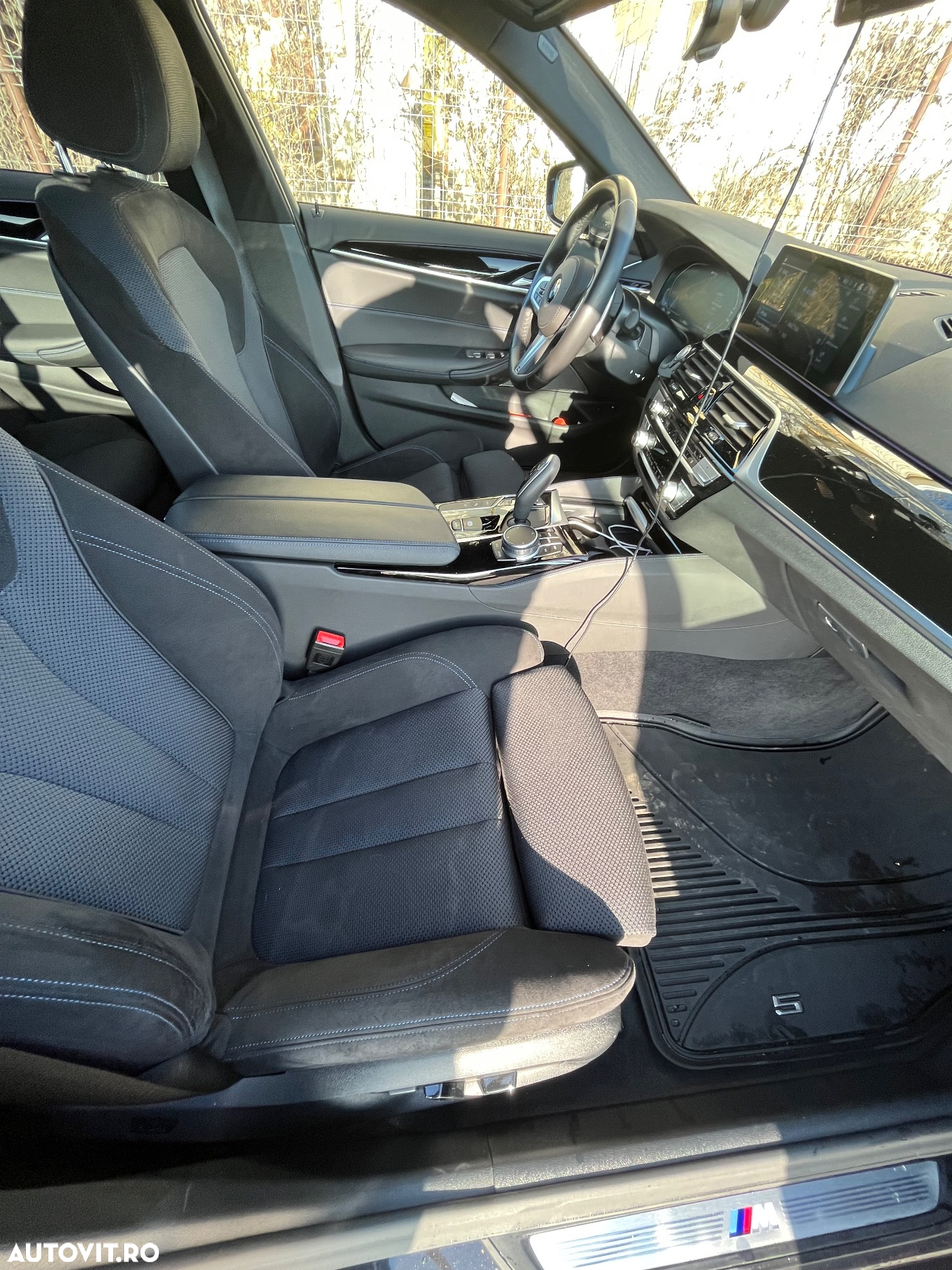 BMW Seria 5 530e xDrive Aut. M Sport Edition - 6