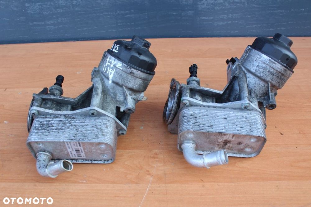 CHŁODNICZKA OLEJU OBUDOWA OPEL ASTRA H 1.7 CDTI Z17DTR - 2