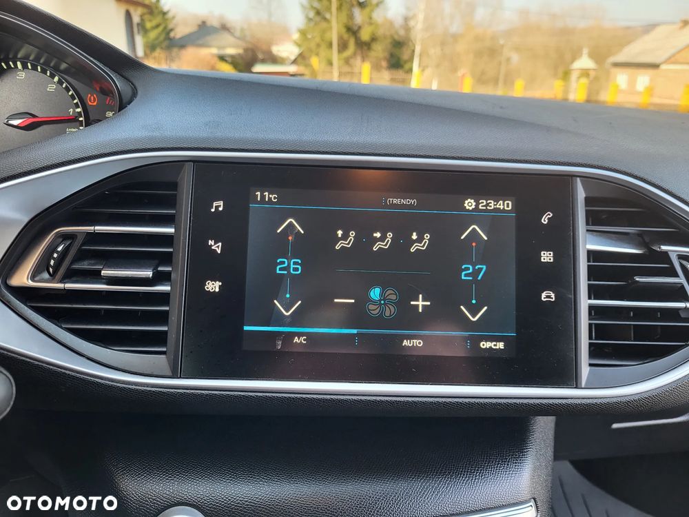 Peugeot 308 BlueHDi 130 Black Edition - 29